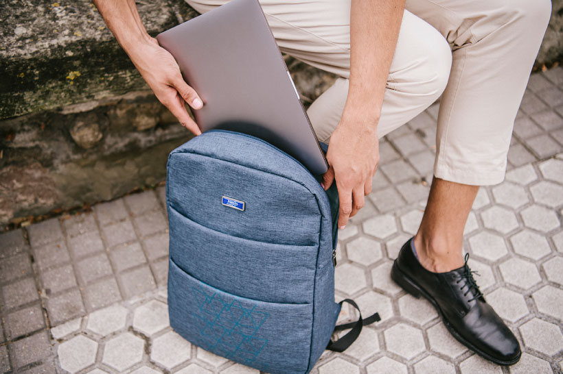 mochila-viaje-business-ordenador-portatil-llevar-contigo