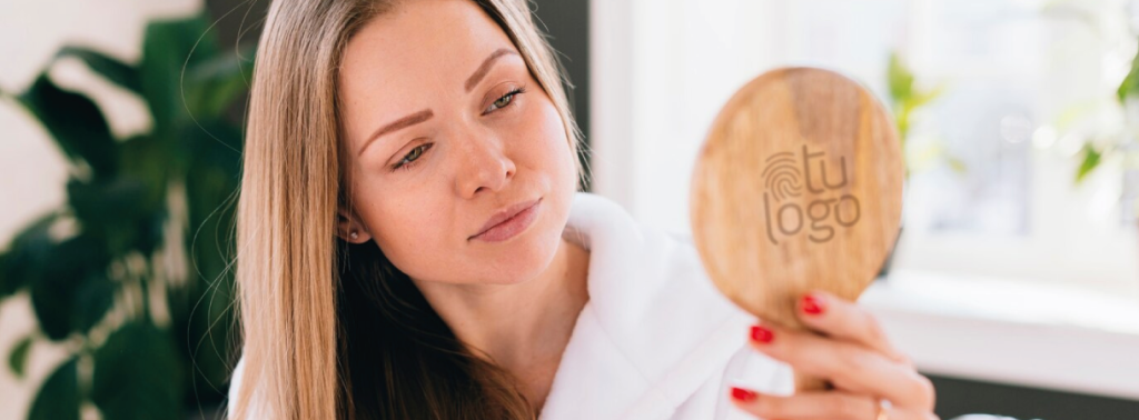Fideliza a las clientes de tu clínica de belleza con regalos promocionales 4
