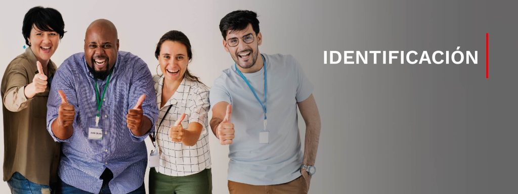 Lanyards en ferias empresariales: cómo usarlos 2 landyards personalizados, lanyard, cinta cuelga llaves