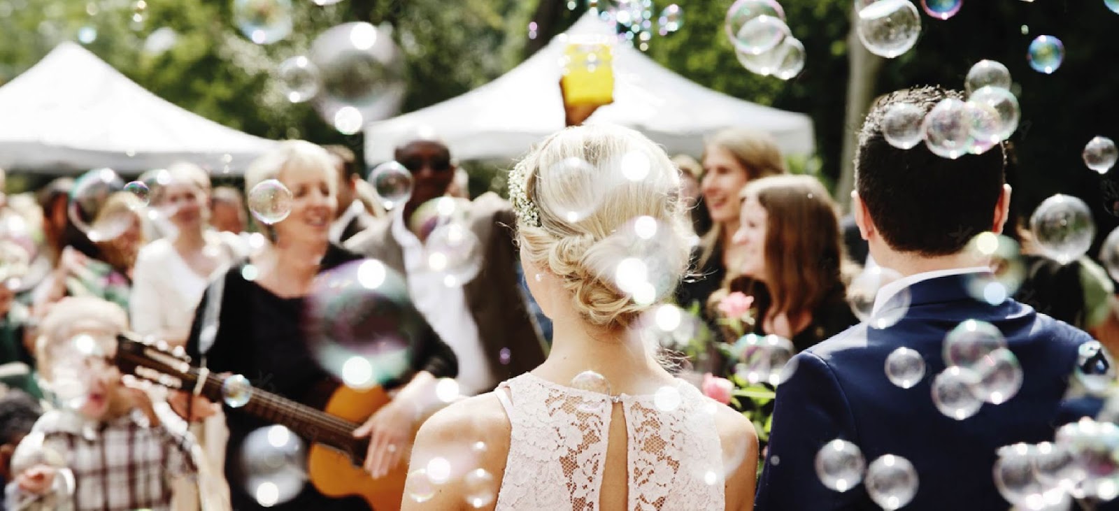 Pomperos para bodas: el regalo personalizado que está arrasando 1 Pomperos para bodas: el regalo personalizado que está arrasando 1