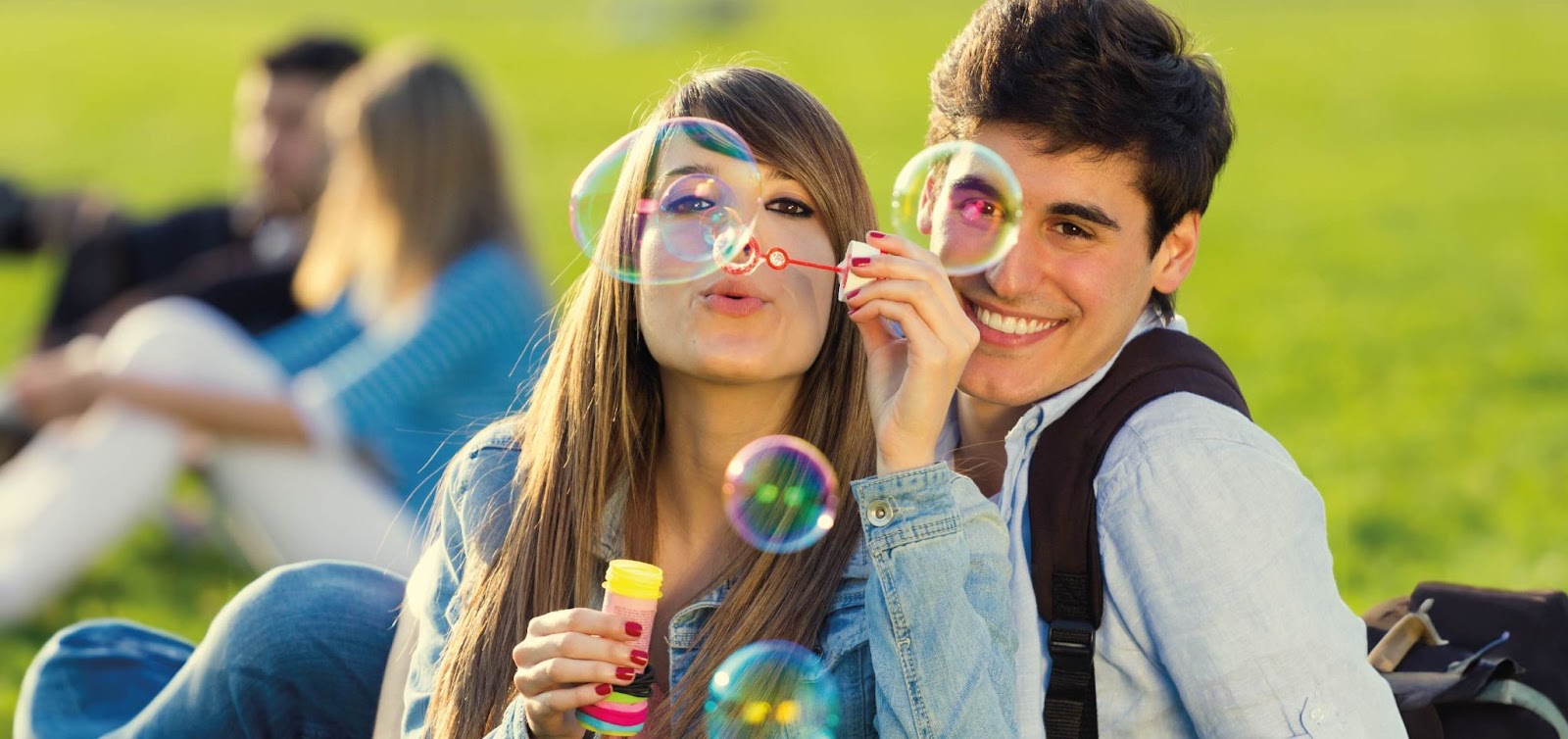 Pomperos para bodas: el regalo personalizado que está arrasando 3 pomperos personalizados para empresas