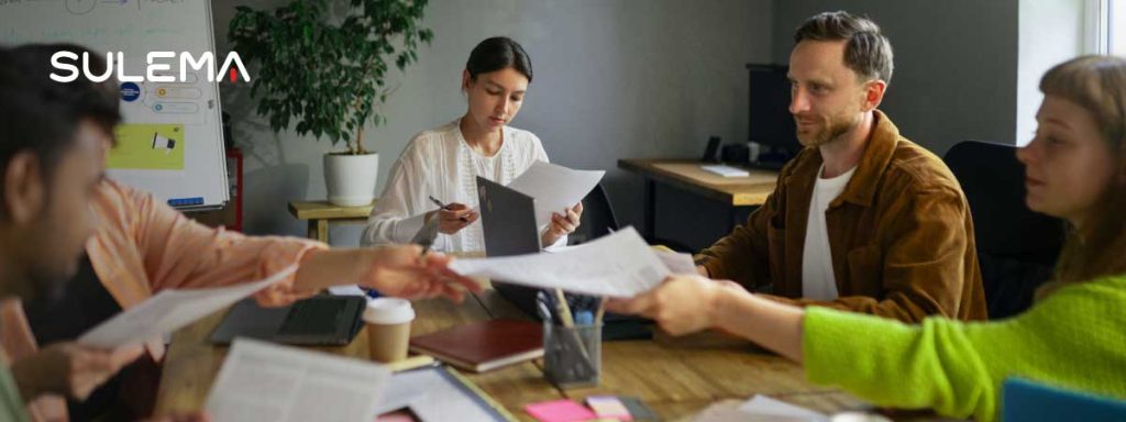 estrategias para organizar equipos de trabajo