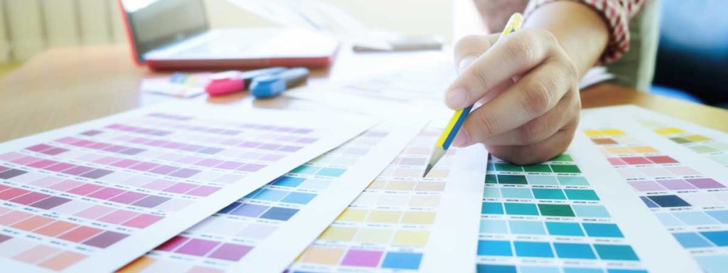 El sistema Pantone permite minimizar variaciones en el color del diseño Seleccionando colores pantone para un buen diseño